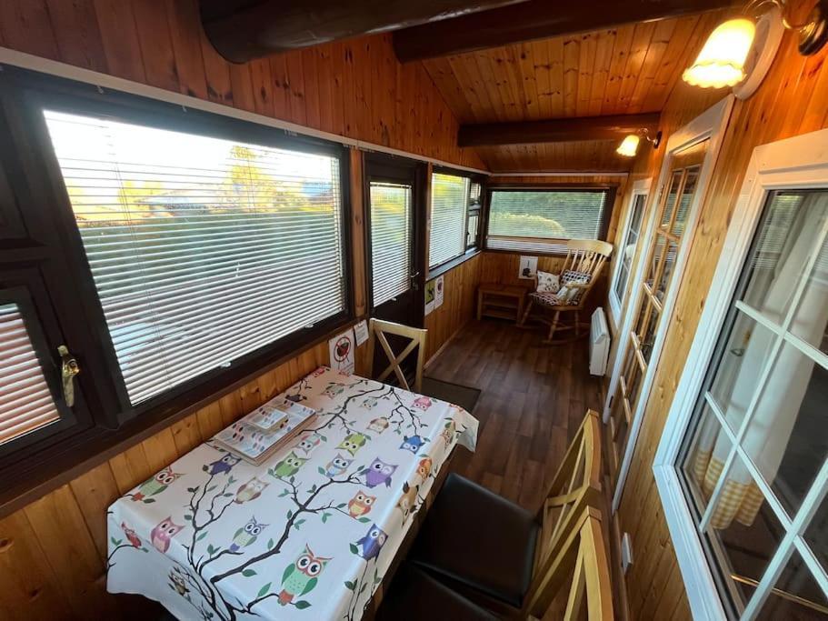 Snowdonia Escape Villa Trawsfynydd Bagian luar foto
